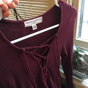 Maroon Long sleeve, v neck, tie front